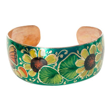 Load image into Gallery viewer, Daisy Green Copper Bracelet