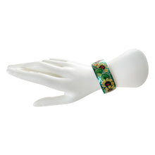Load image into Gallery viewer, Daisy Green Copper Bracelet