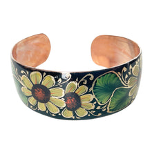 Load image into Gallery viewer, Daisy Black Copper Bracelet