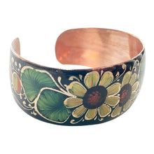 Load image into Gallery viewer, Daisy Black Copper Bracelet