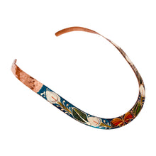 Load image into Gallery viewer, Mexican White Floral &amp; Butterfly Copper Choker
